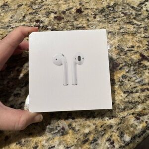 Apple AirPods